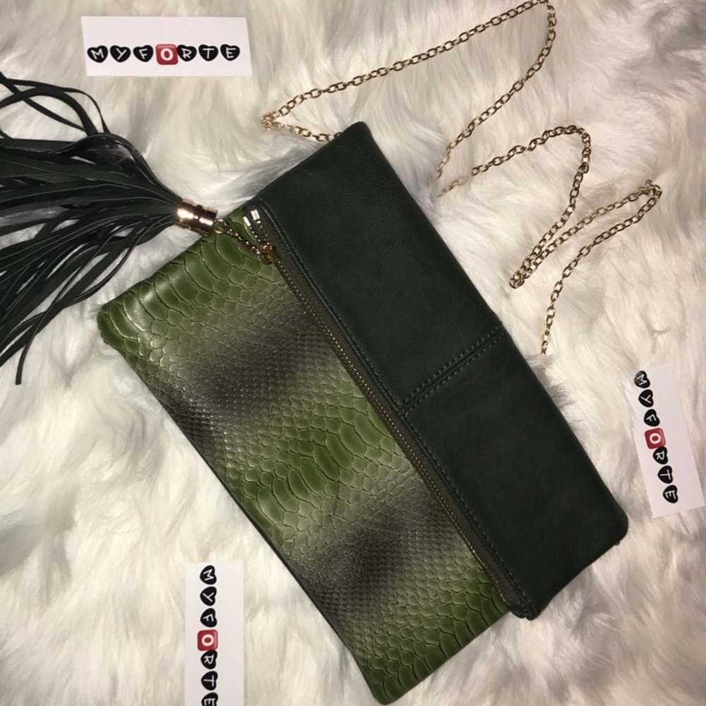 Croc🐊Clutch